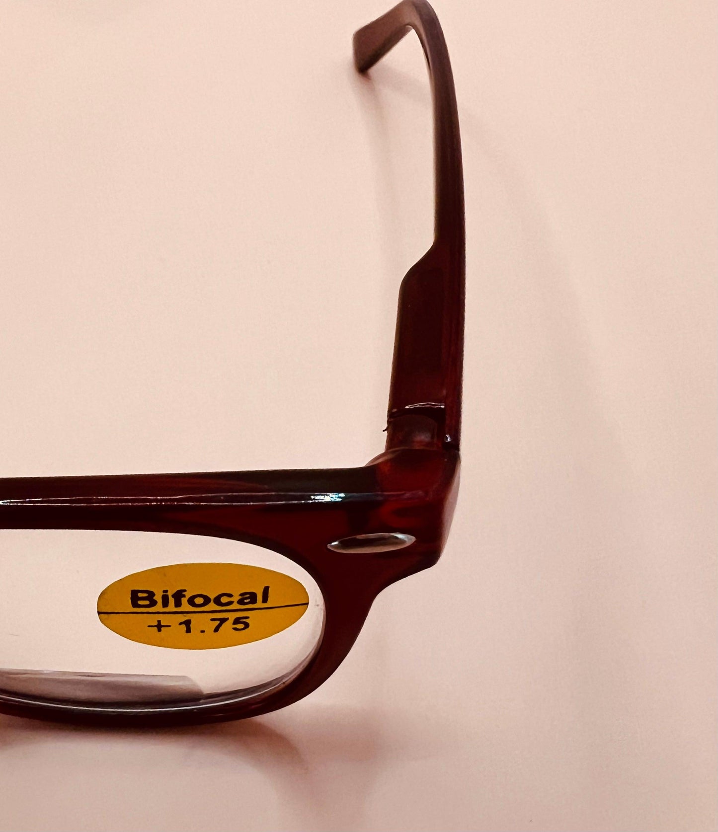 Blended Bi-Focal Reading Lens For Discreet Look