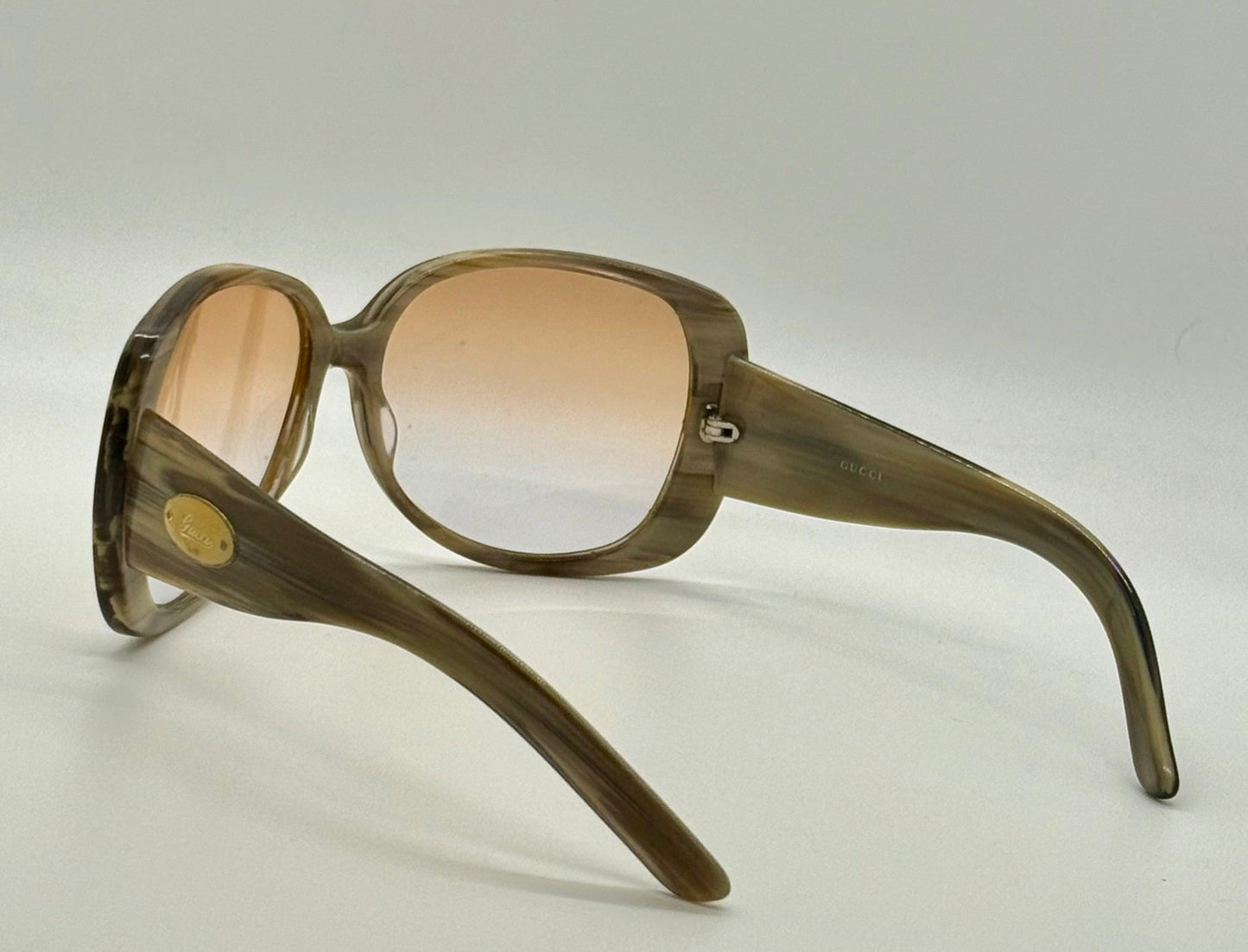 Gucci Gg 2932|S Vintage Sunglasses – Horn Effect With Gold Logo Plaque (60-15-125)