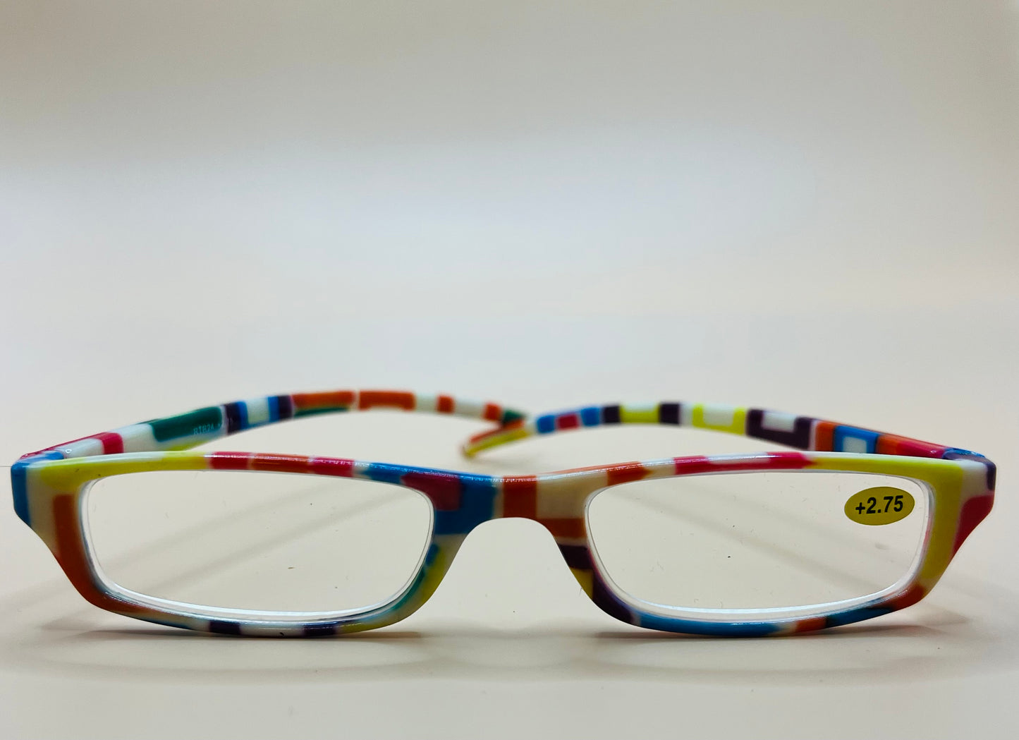 BRAND NEW GEOMETRIC NARROW READERS. FEATURES MULTI-COLOR DESIGN WITH MATCHING CASE
