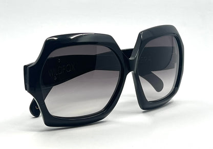 Wildfox Riviera Oversized Black Sunglasses – Gradient Lenses – Deadstock