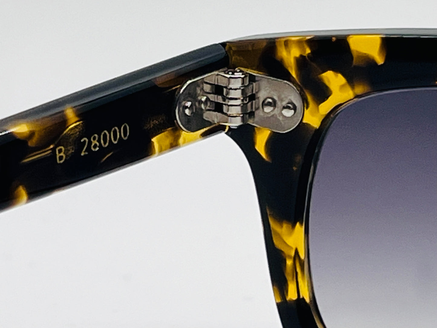 Y2K DEADSTOCK-Fine Arts Optical CUSTOM sunglasses with Brand New Berko’s Designs Lenses