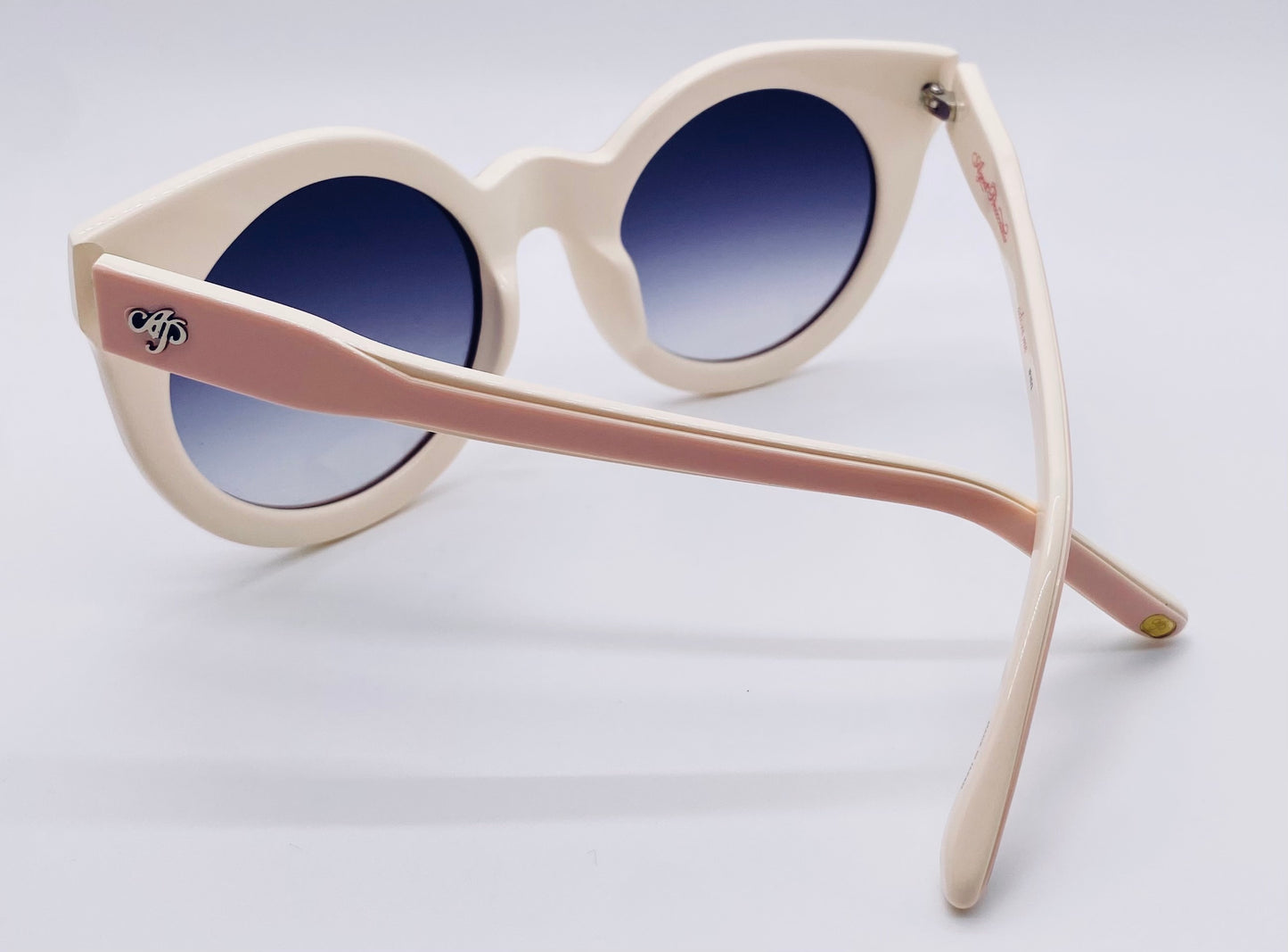 Unworn NOS Agent Provocateur “Adore Me” (AP/65/2) Cream Sunglasses - Made in Japan, Rare Find