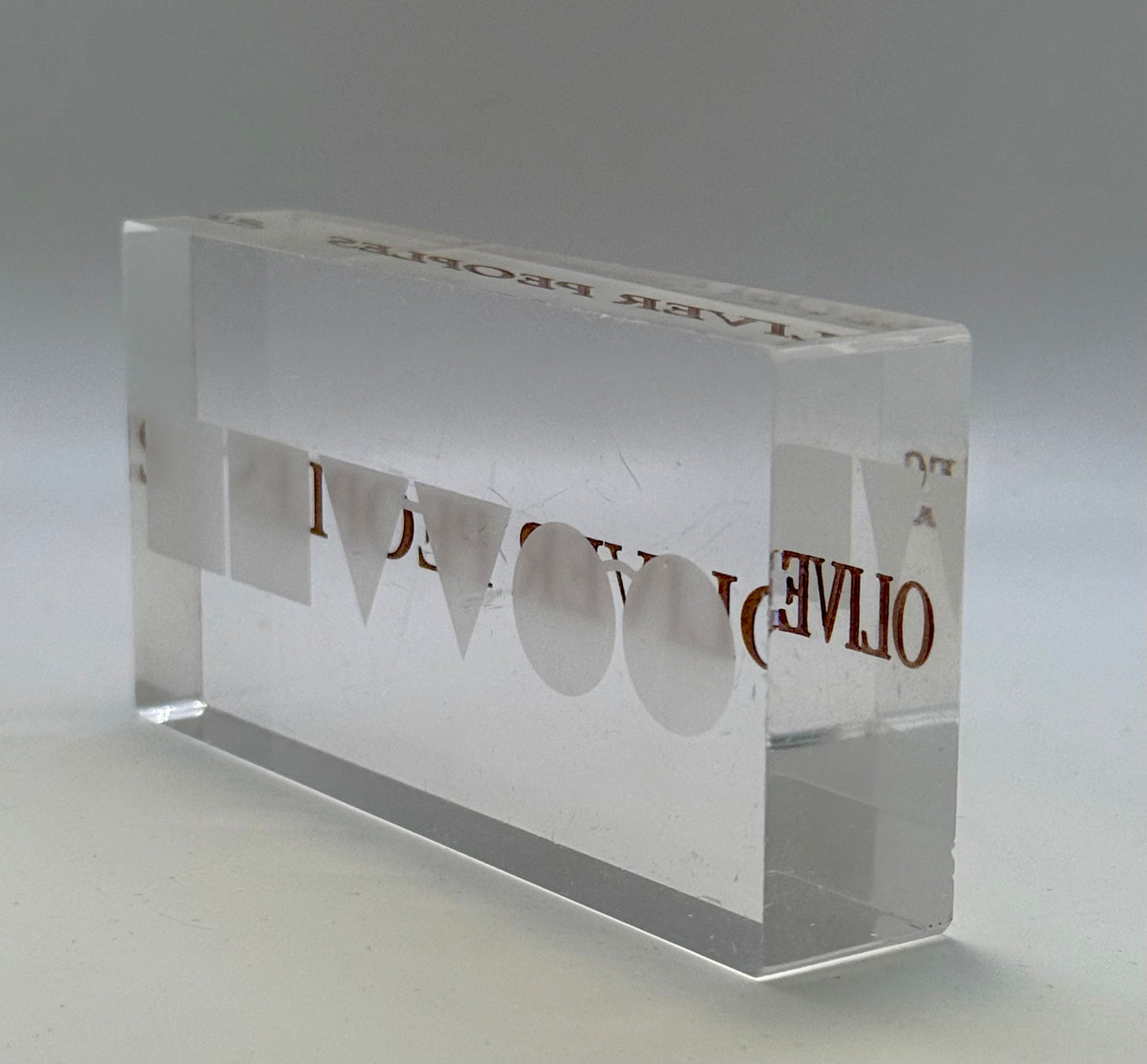 Preowned Vintage Oliver Peoples Acrylic Display Block – 5” x 2.75”