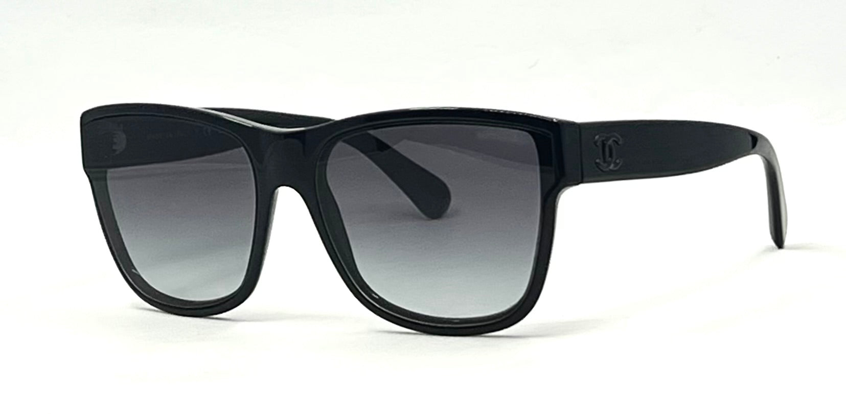 Chanel 5386 Black CC Logo Sunglasses 60-16 Italy Gradient Lens