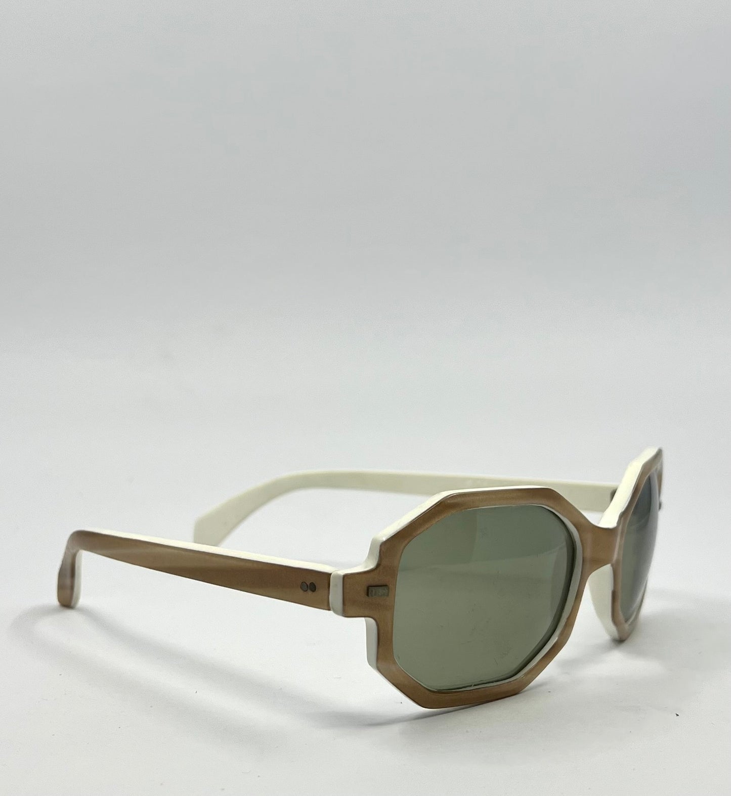 Vintage Bonjour Cool-Ray® Polaroid® 160 Octagonal Sunglasses – White/Woodgrain – Preloved