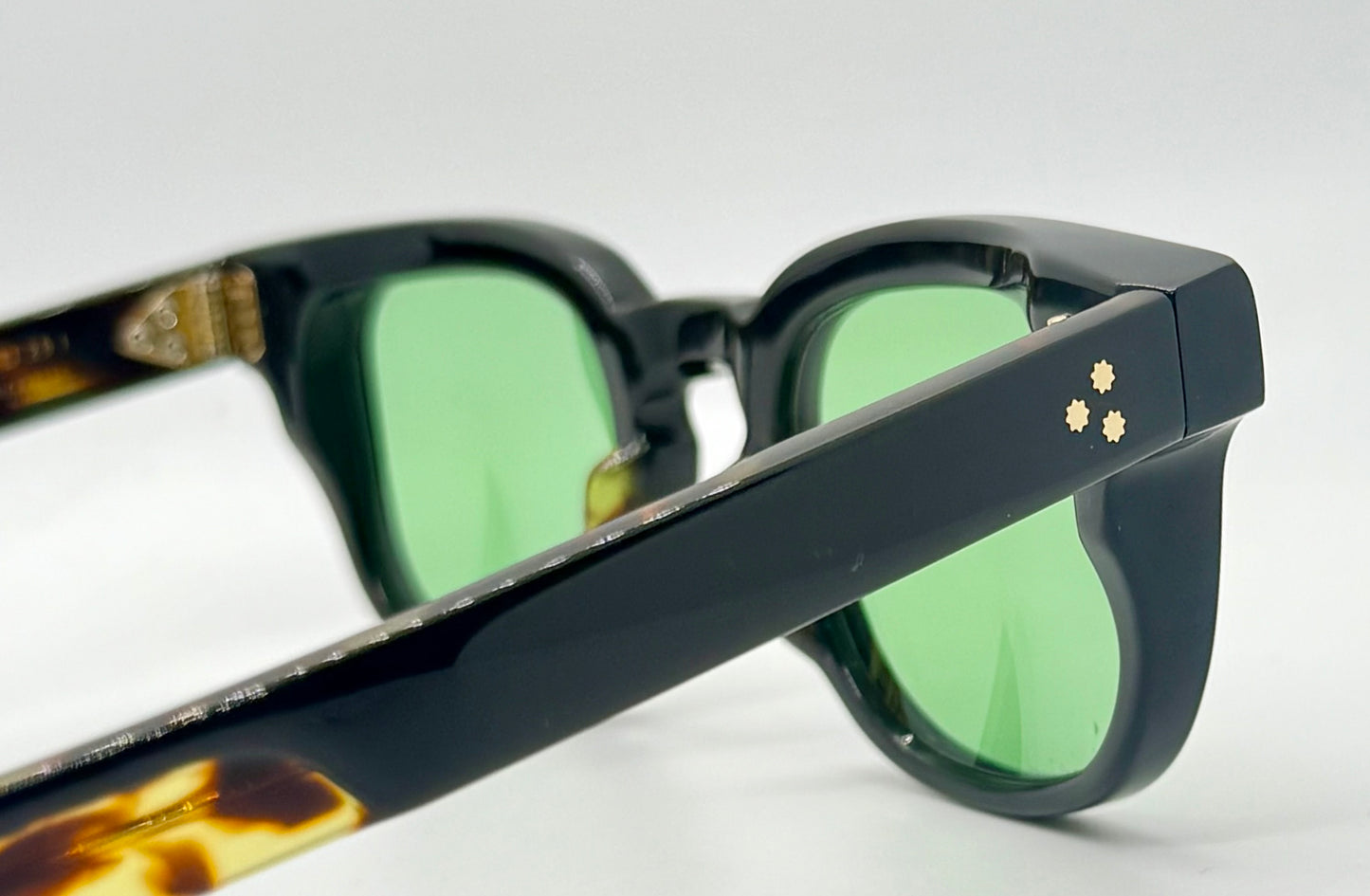 Jacques Marie Mage JAX in AGAR-Ltd. 650 pcs. W/New, Custom POLARIZED Lenses-Full Kit