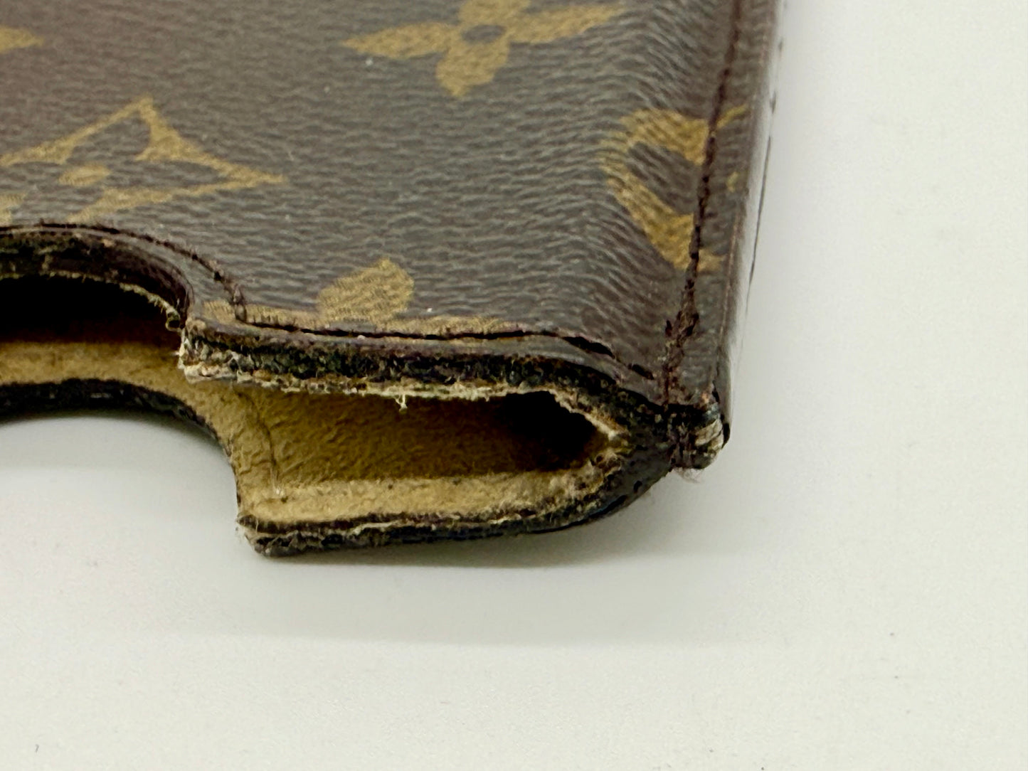 Louis Vuitton Monogram Phone Sleeve Vintage LV Canvas Slim Pouch