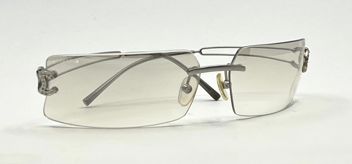 CHANEL 4051B 103/61 Rimless Crystal CC Logo Sunglasses-Y2K Deadstock-Italy