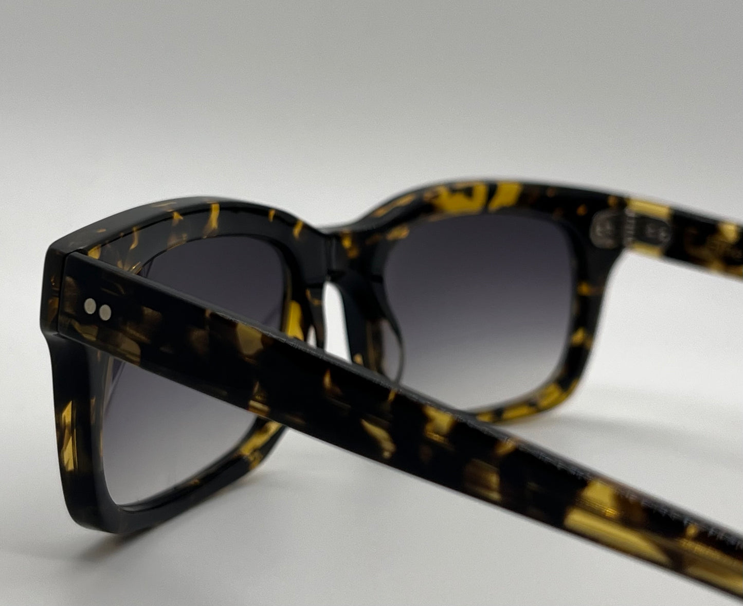 Y2K DEADSTOCK-Fine Arts Optical CUSTOM sunglasses with Brand New Berko’s Designs Lenses