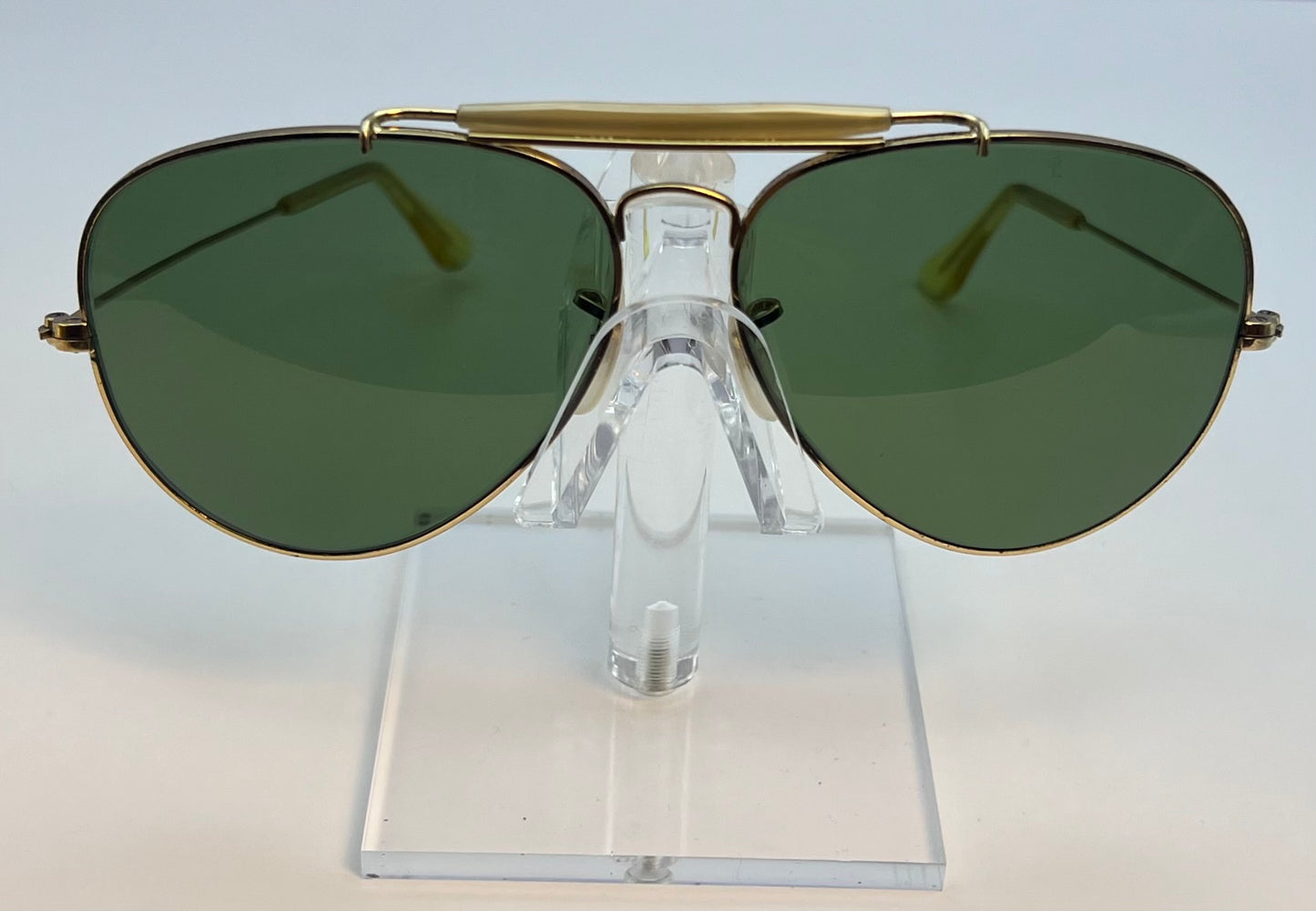 Vintage B&L RayBan Aviator Sunglasses w/Case-B&L Green Tempered Glass Lenses-USA