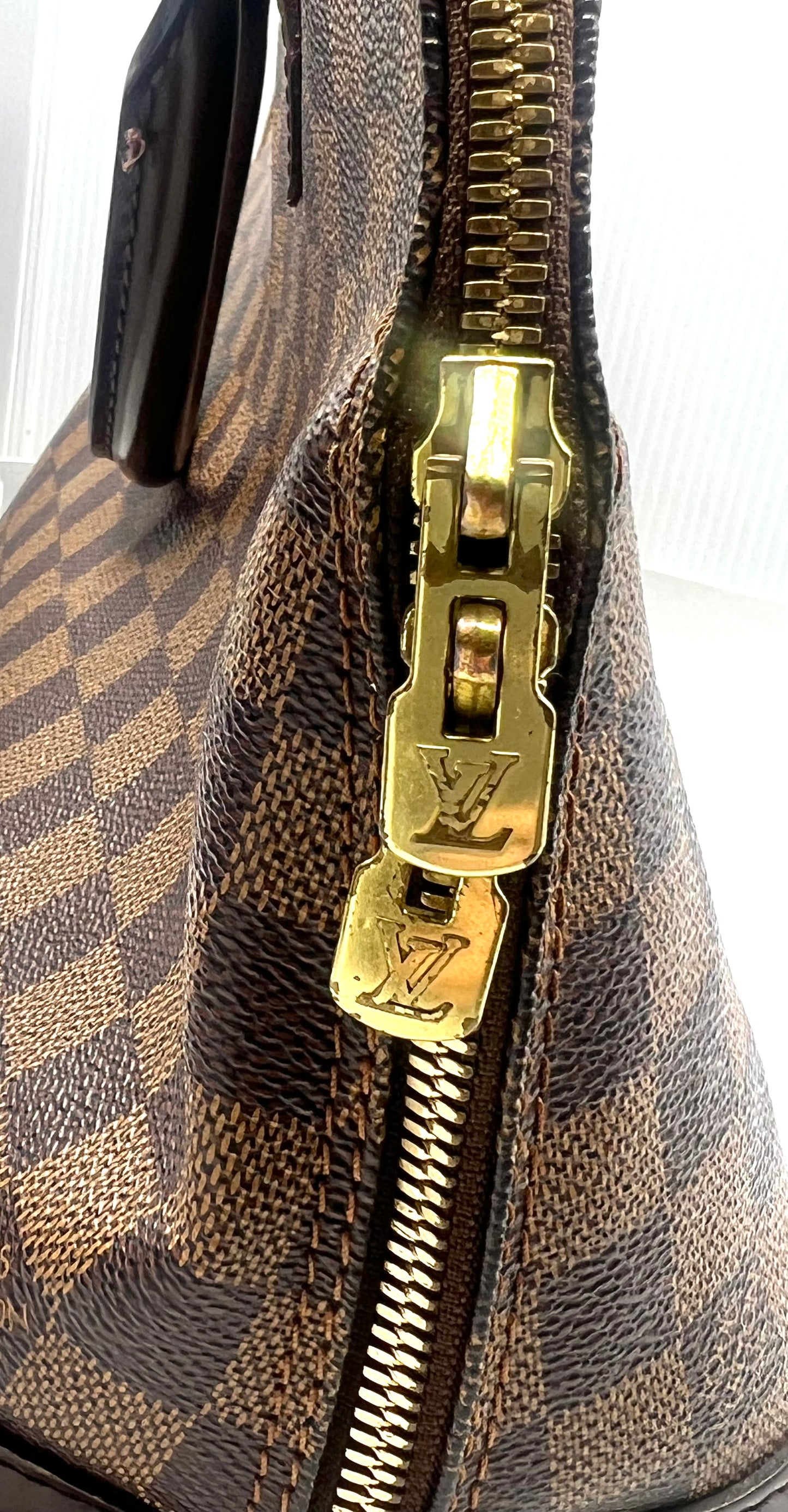 Louis Vuitton VINTAGE Alma Damier Ebene Handbag Brown Leather