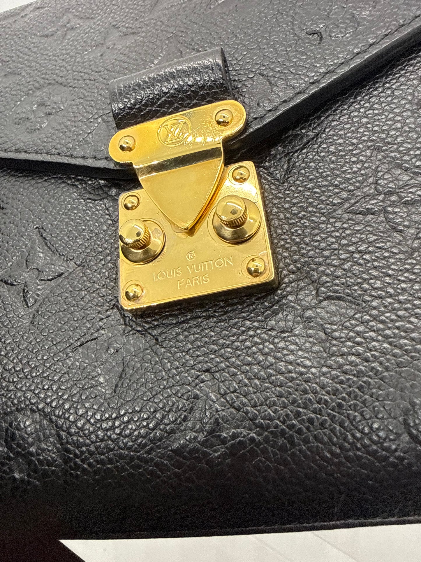 Louis Vuitton Pochette Metis Empreinte-Noir Black Leather Bag-Entrupy