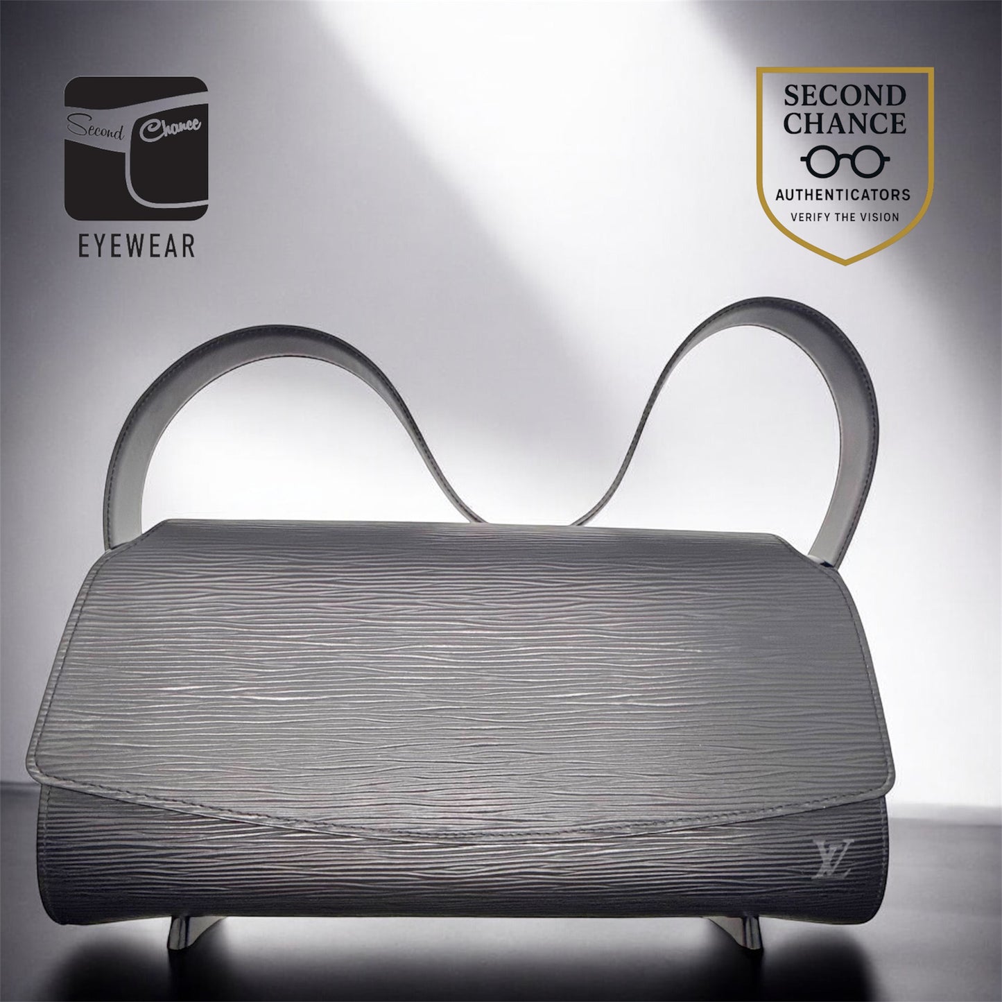 Louis Vuitton VINTAGE Epi Leather Black Camera Shoulder Bag France