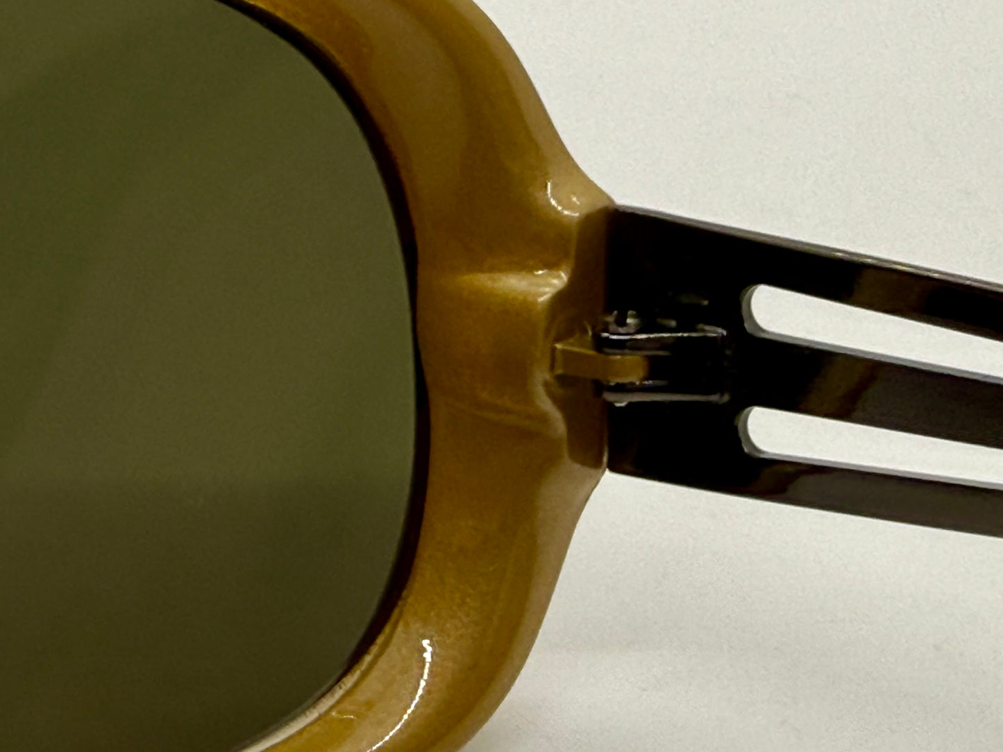Sting 6067 U12 80s Vintage Sunglasses-Unworn/NOS-Original Green Lenses-Italy