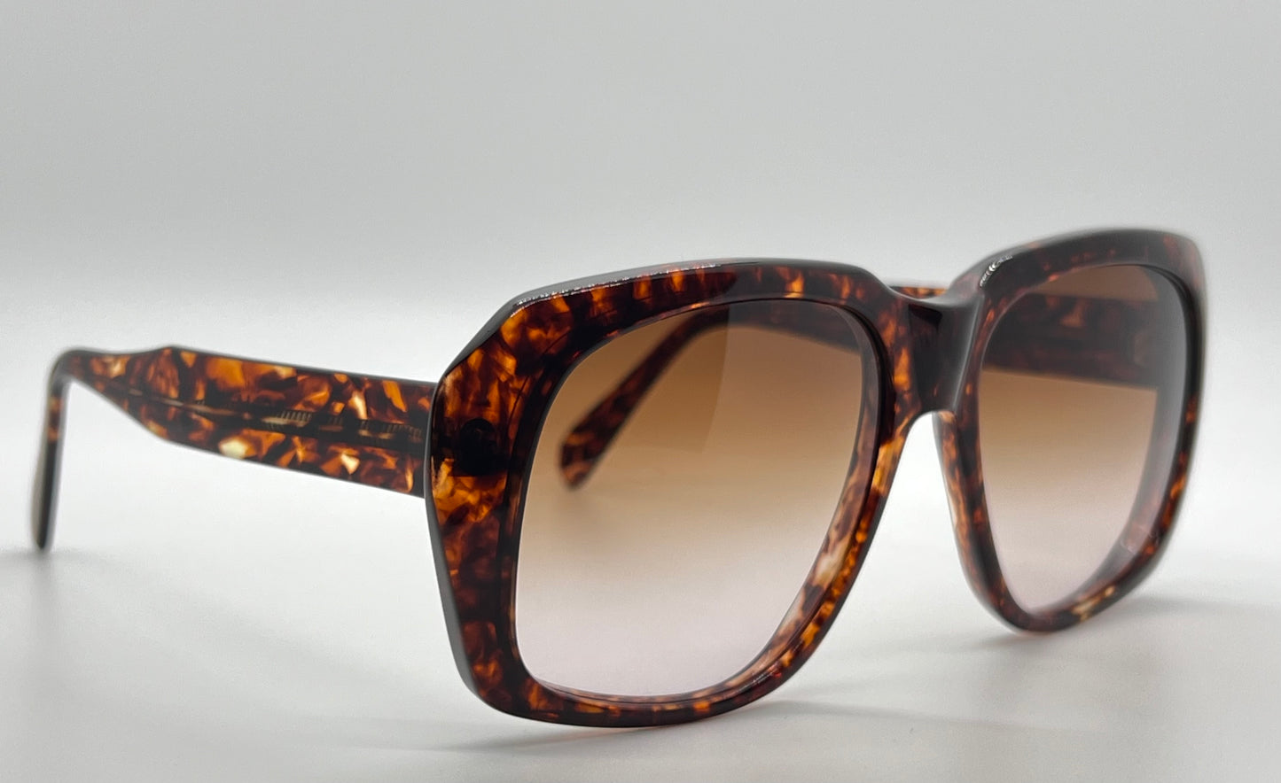 VINTAGE Deadstock-ULTRA GOLIATH II TORTOISE Sunglasses with Brand New Custom Tobacco Brown Gradient Berko's Designs Lenses