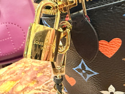 Louis Vuitton - Game On Vanity PM Black Multicolor Hearts Chain Bag Lock LV
