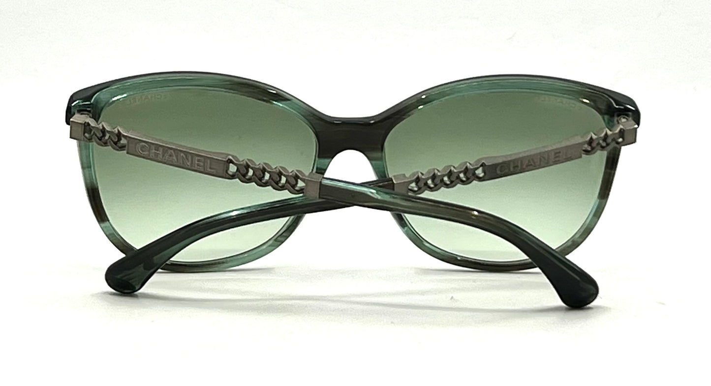 CHANEL 5352-Green Cat Eye VINTAGE Sunglasses-UNWORN-Italy-59mm