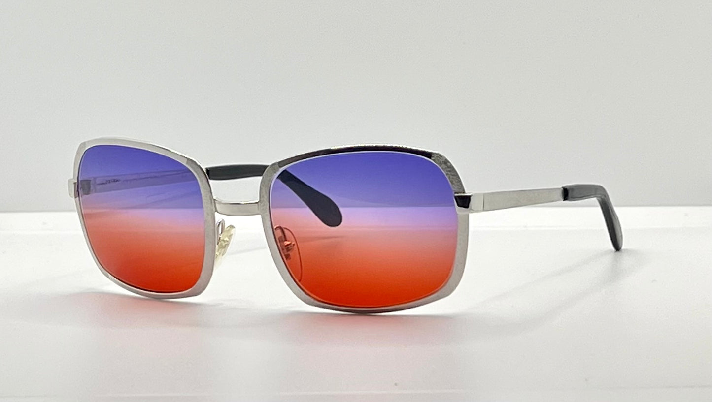 NEOSTYLE Boutique 304 VINTAGE Sunglasses w/New, Custom “Solar Fade” Lenses-Deadstock-Germany