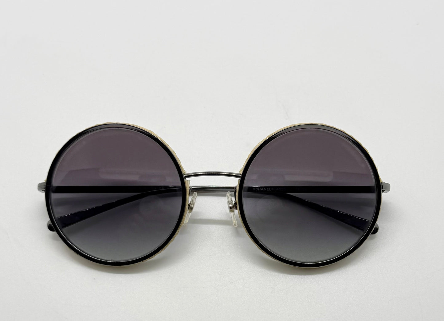 CHANEL 4250 Vintage Round Sunglasses Woven Raffia Made in Italy 52-22