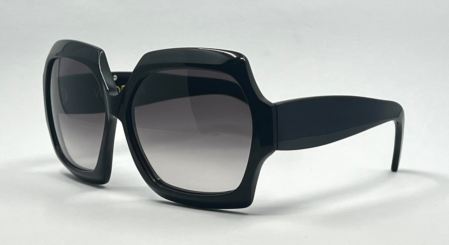 Wildfox Riviera Oversized Black Sunglasses – Gradient Lenses – Deadstock