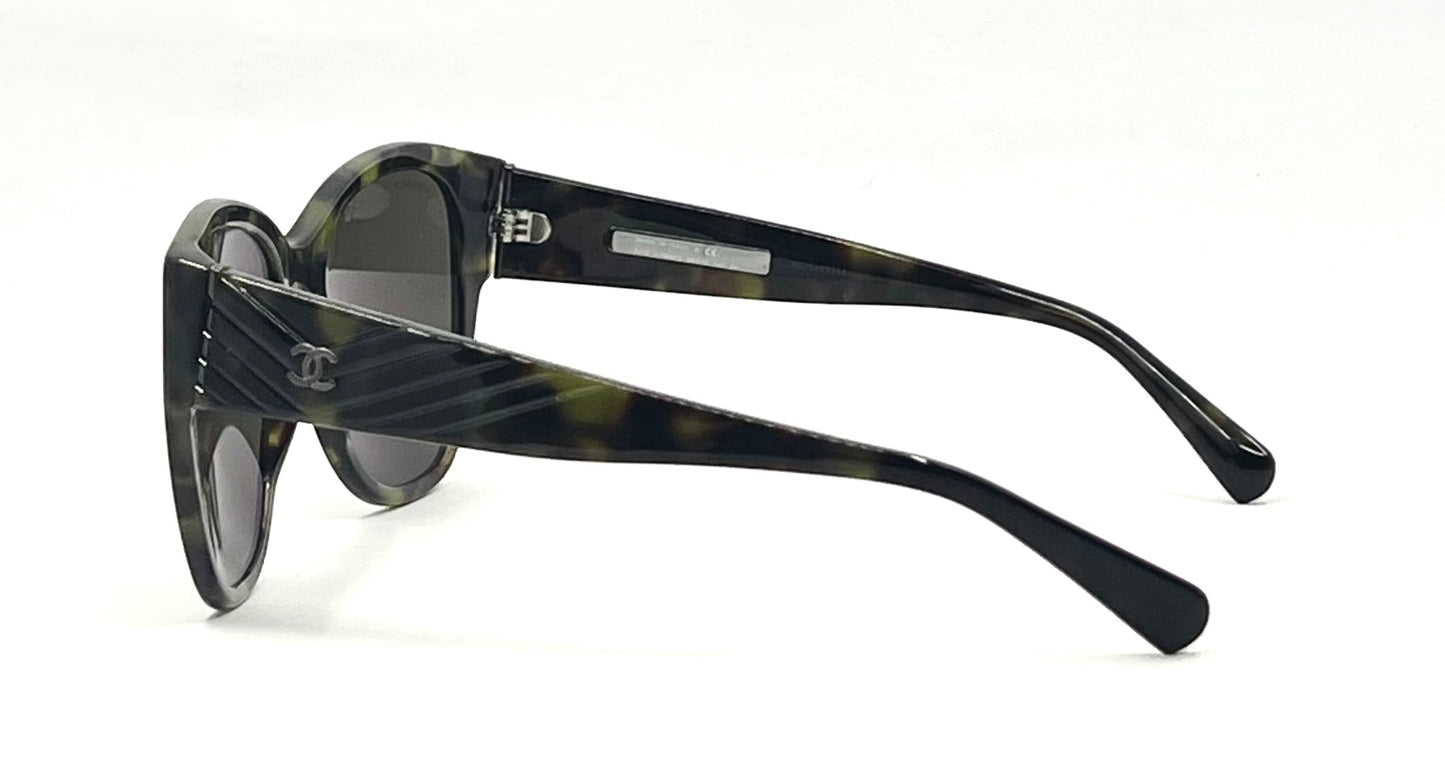 Chanel 5412 CC Logo Tortoise Sunglasses 54-19 Italy Gradient Lens Unworn