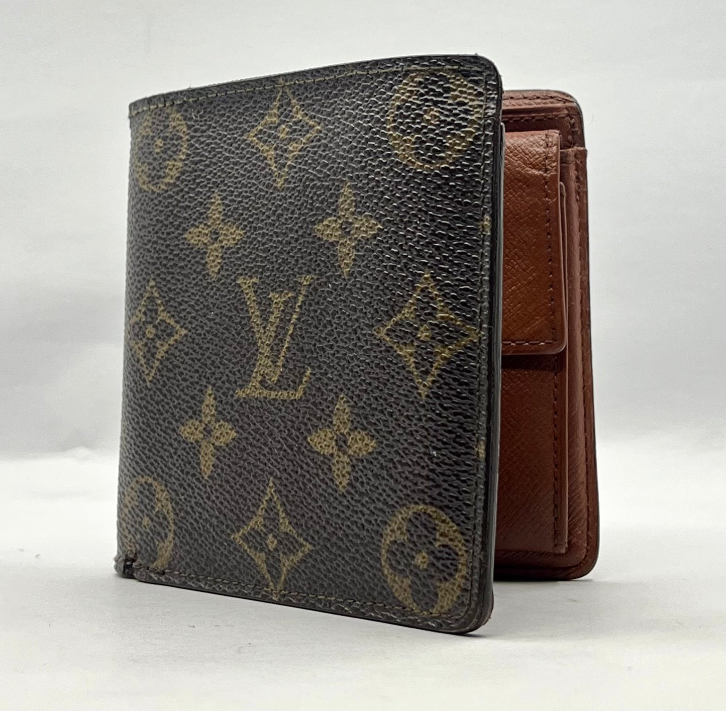 Louis Vuitton VINTAGE Monogram Bifold Wallet w/ Coin Pocket