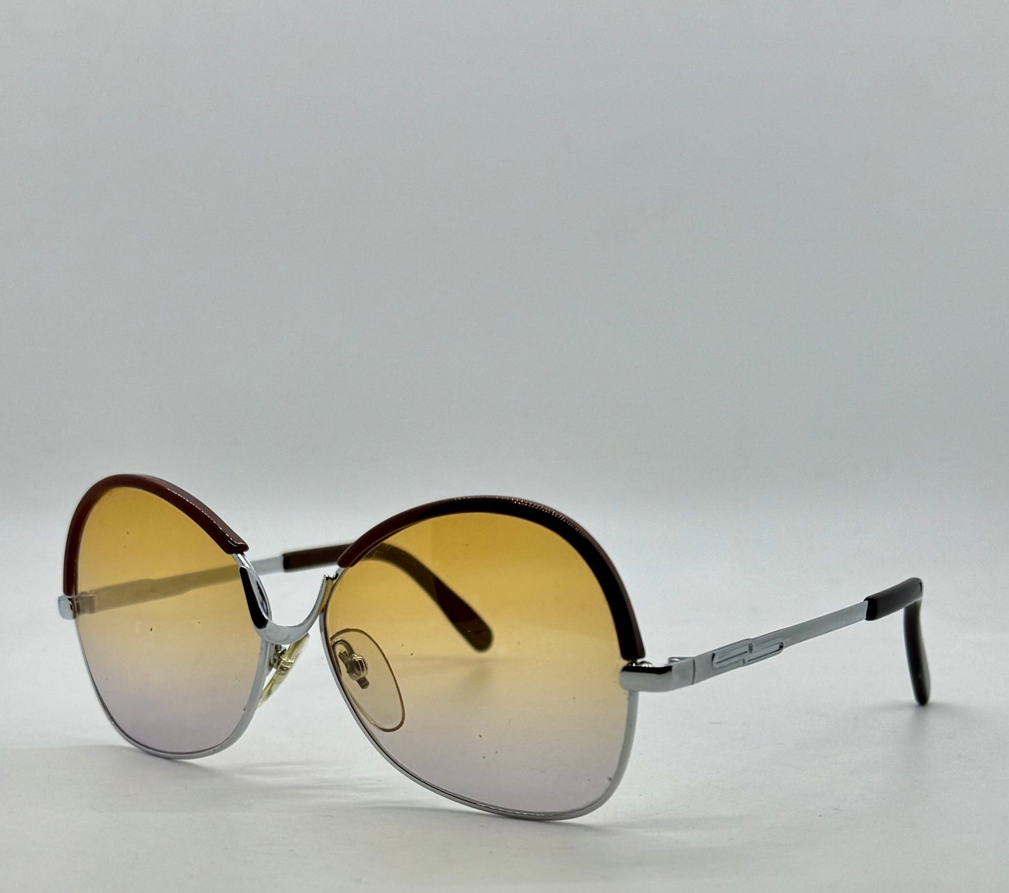 SILHOUETTE 460 Vintage Sunglasses – Deadstock Frame w/New Custom Gradient Lenses