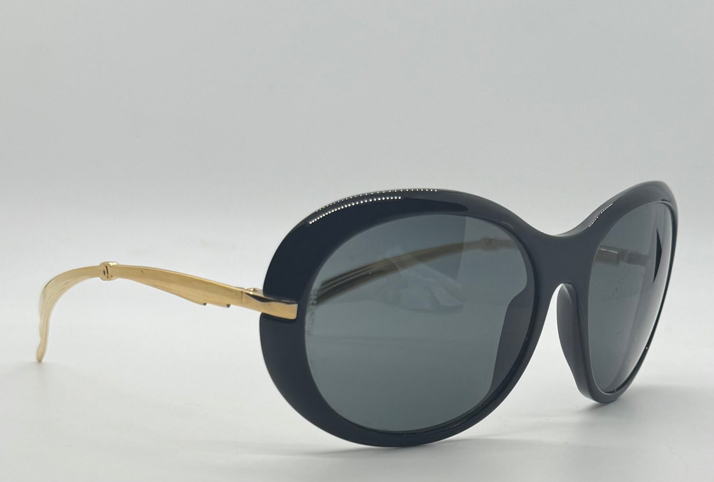 CHANEL 5152 Black & Gold Oval Sunglasses – Iconic CC Logo, Discontinued, Full Kit