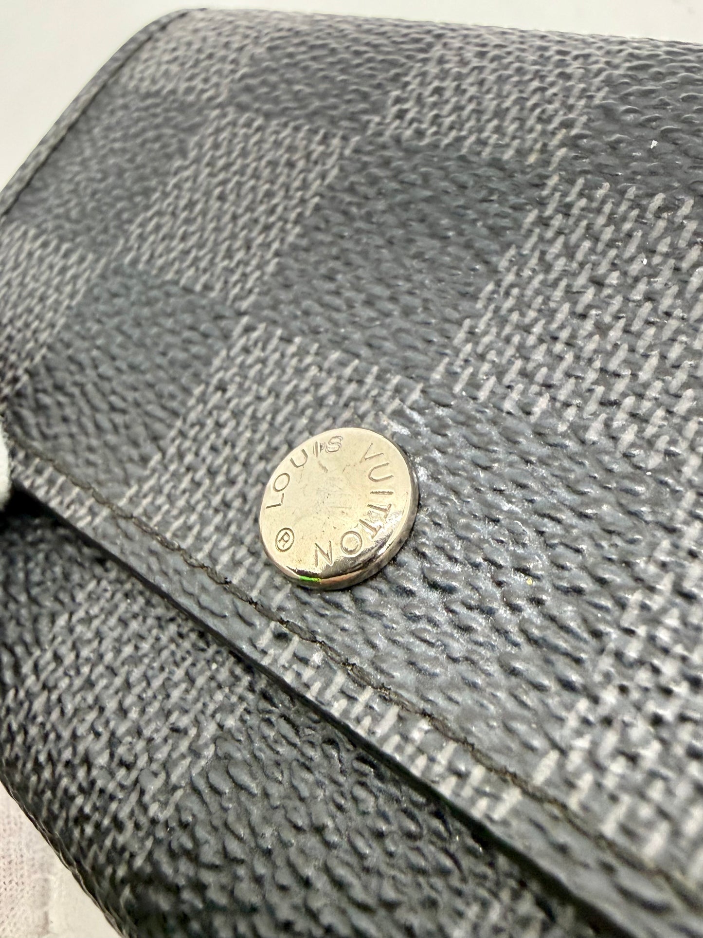 Louis Vuitton Damier Graphite 6 Ring Key Holder Wallet Made in France