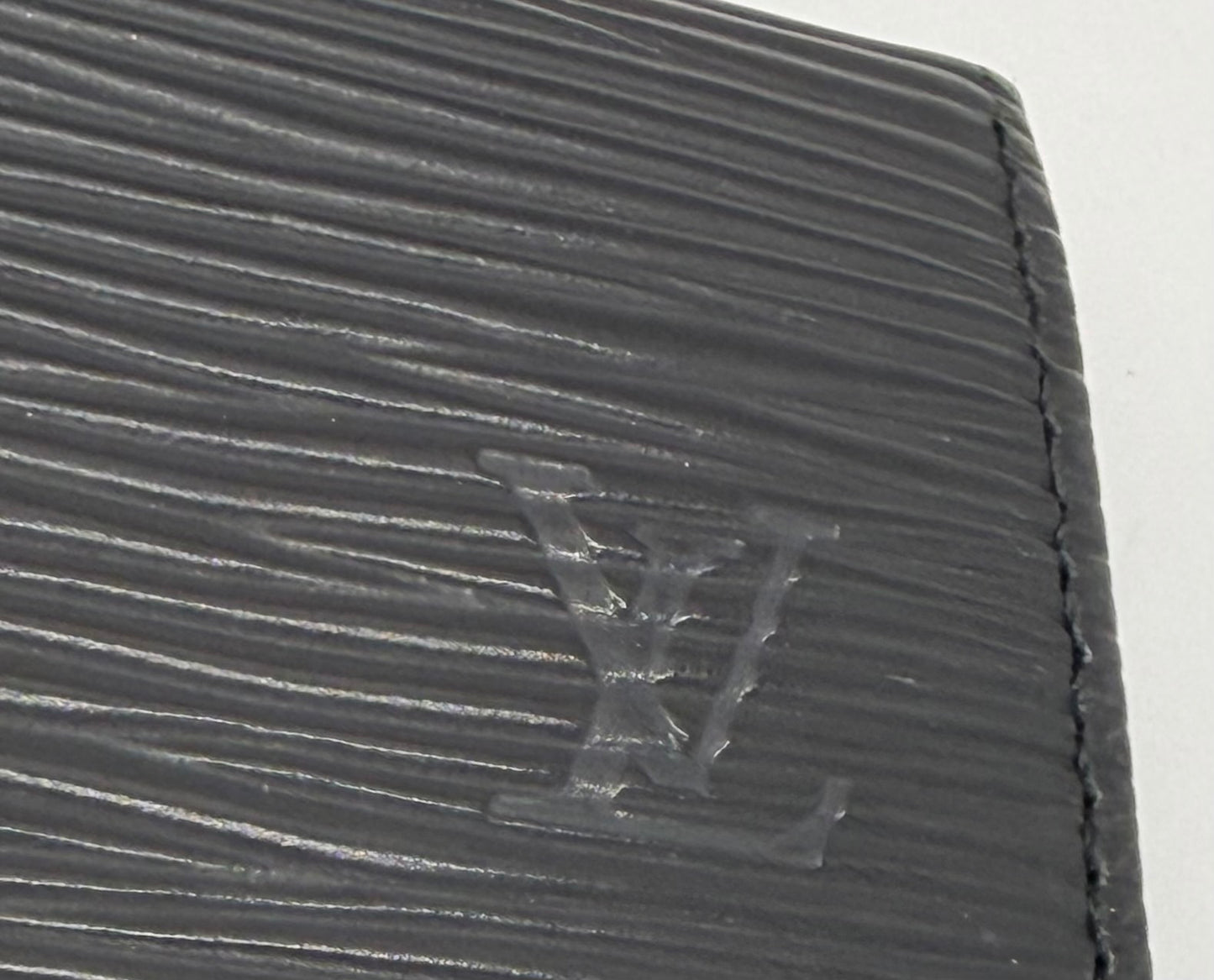Louis Vuitton VINTAGE Epi Leather Compact Wallet Black-Authentic