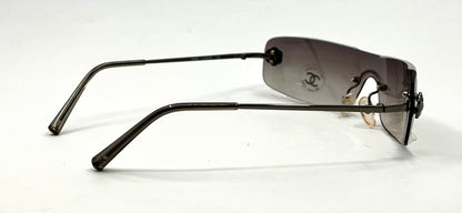 Chanel 4086 c.240/54 Shield Sunglasses Gunmetal Grey Gradient – Deadstock