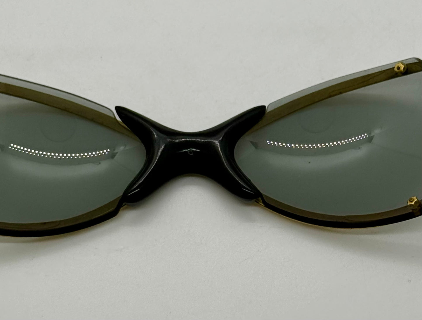 Renauld “BIKINI” Sunglasses Deadstock/NOS—All Original/Vintage-Made in France