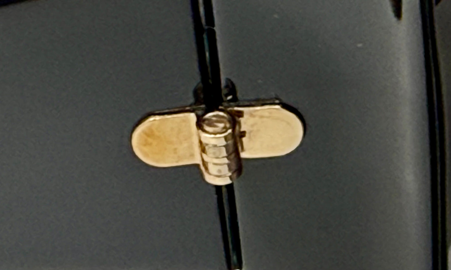 Gucci GG1402S 001 Oversized Sunglasses Unworn Deadstock Full Kit