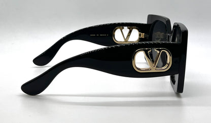 Valentino Vain Bold VG0002S 001 Black Gold Sunglasses Unworn Full Kit