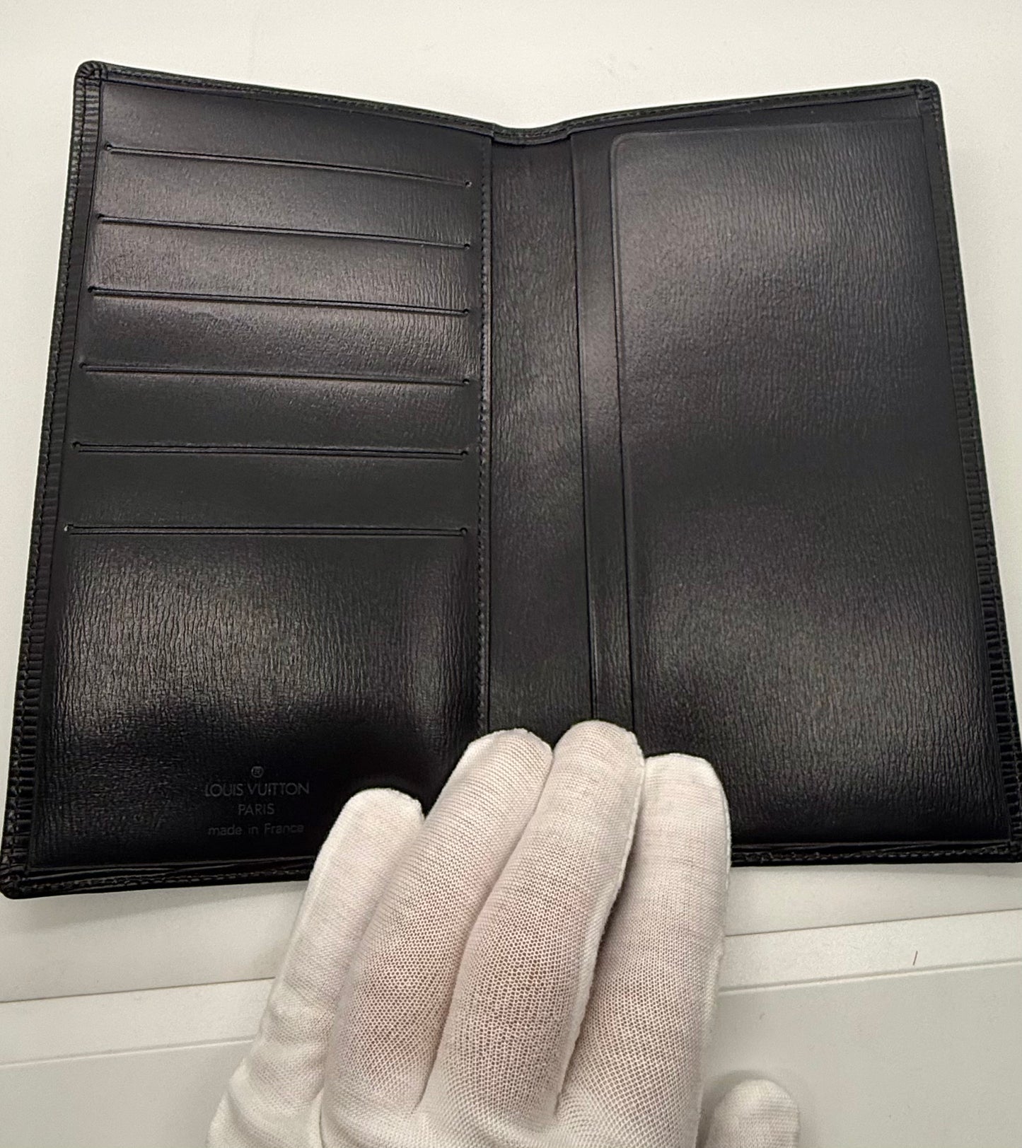 Louis Vuitton Epi Long Wallet Noir 2002 Vintage France