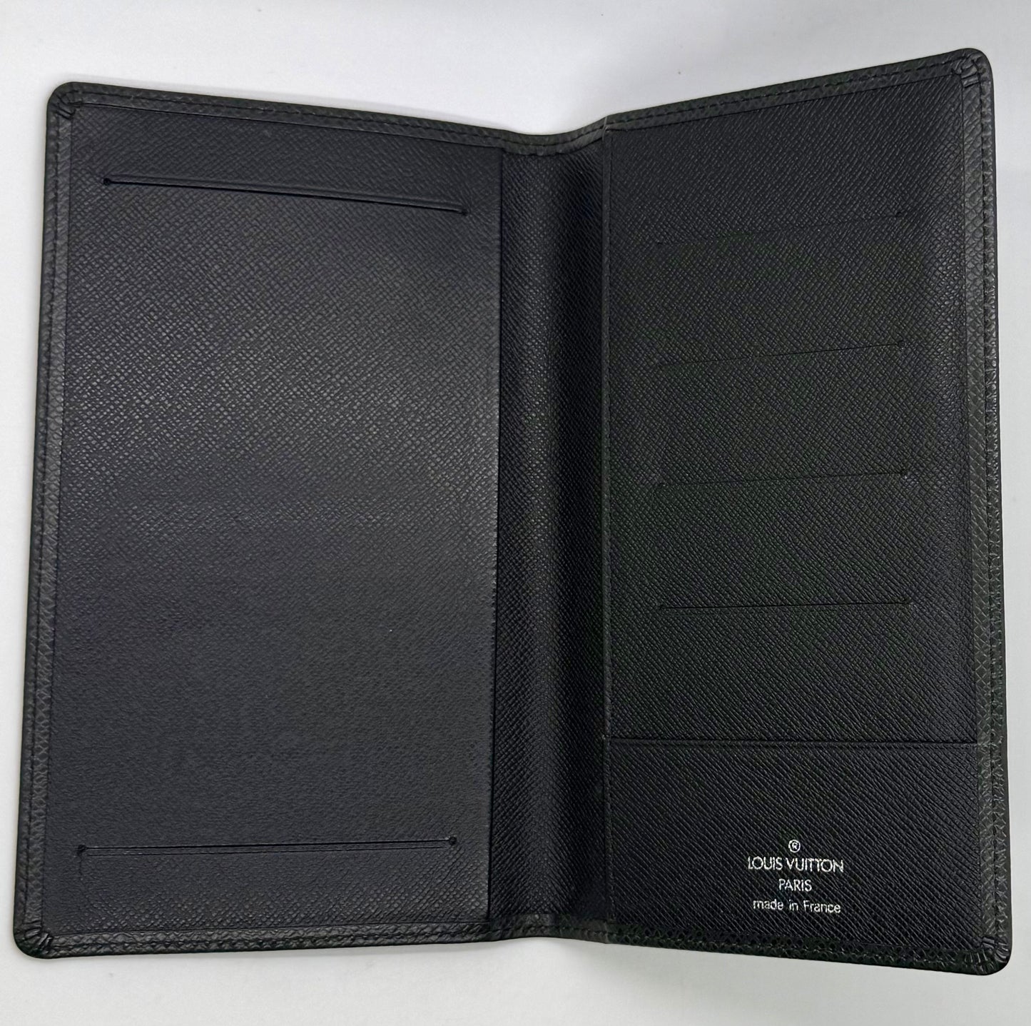 Louis Vuitton Taiga Leather Long Wallet-Black-Made in France-Unused-Archive