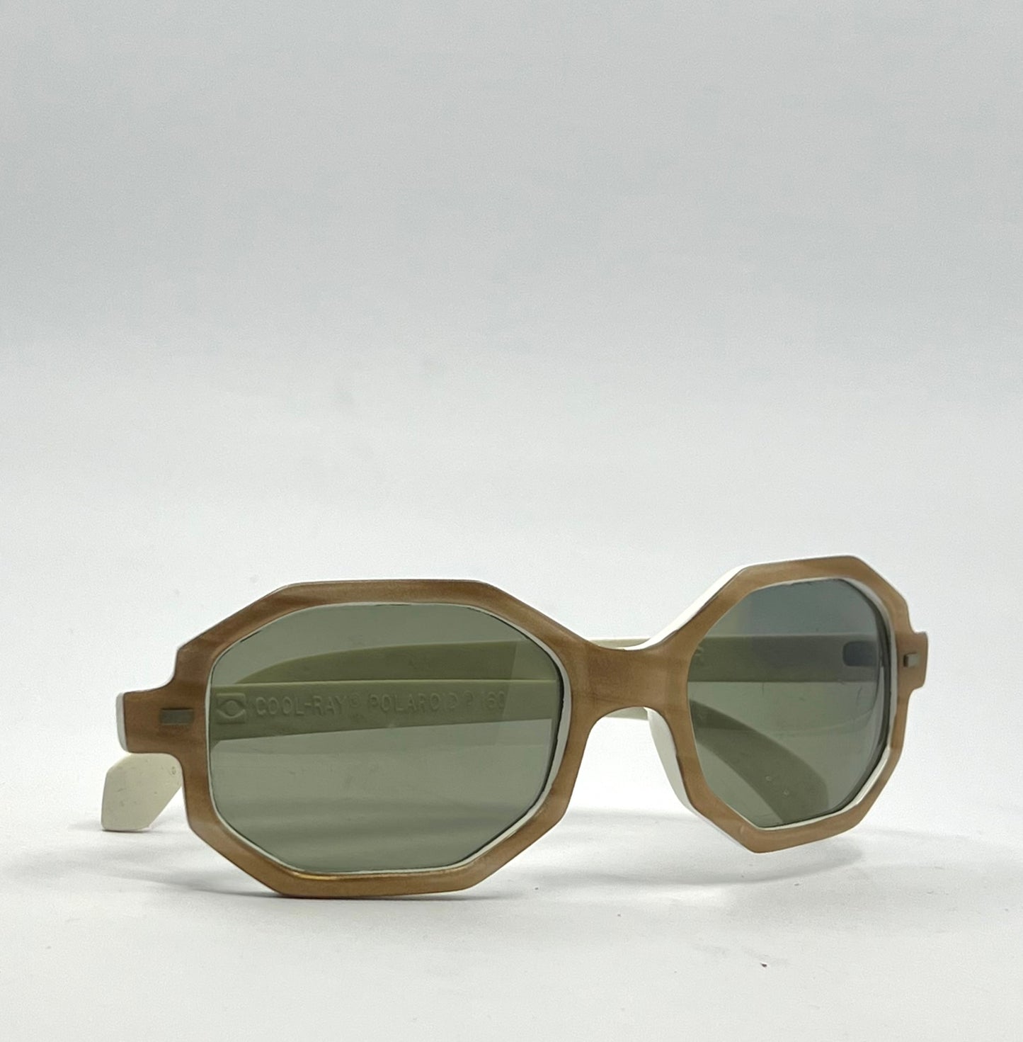 Vintage Bonjour Cool-Ray® Polaroid® 160 Octagonal Sunglasses – White/Woodgrain – Preloved