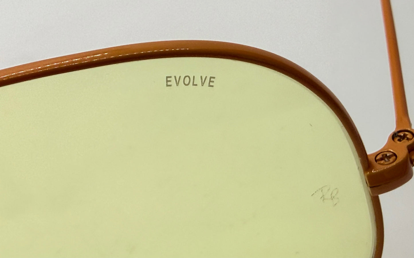 Ray-Ban RB3025 Aviator Evolve Yellow Photochromic Bronze 58-14 New Full Kit