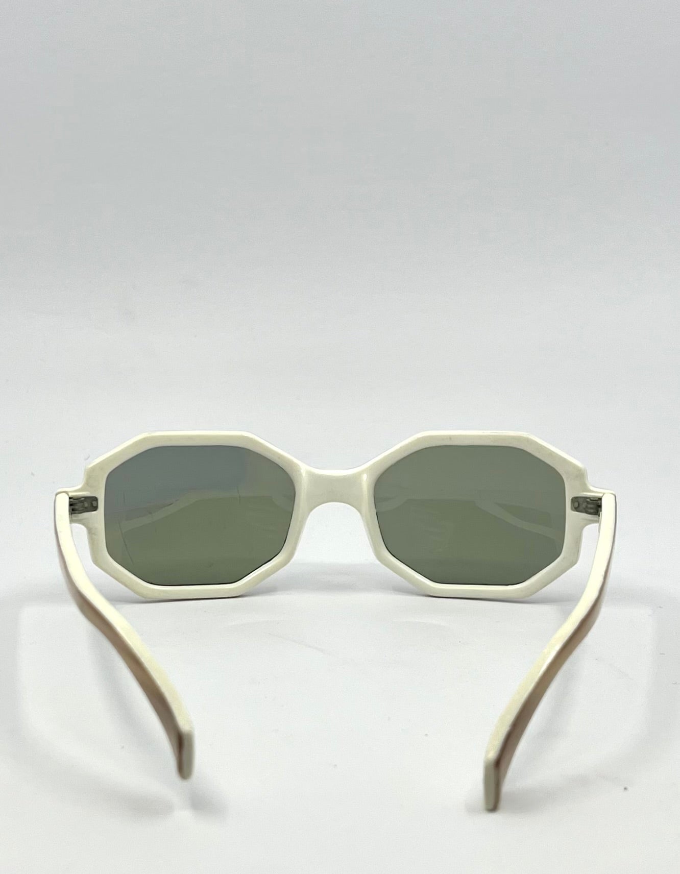 Vintage Bonjour Cool-Ray® Polaroid® 160 Octagonal Sunglasses – White/Woodgrain – Preloved