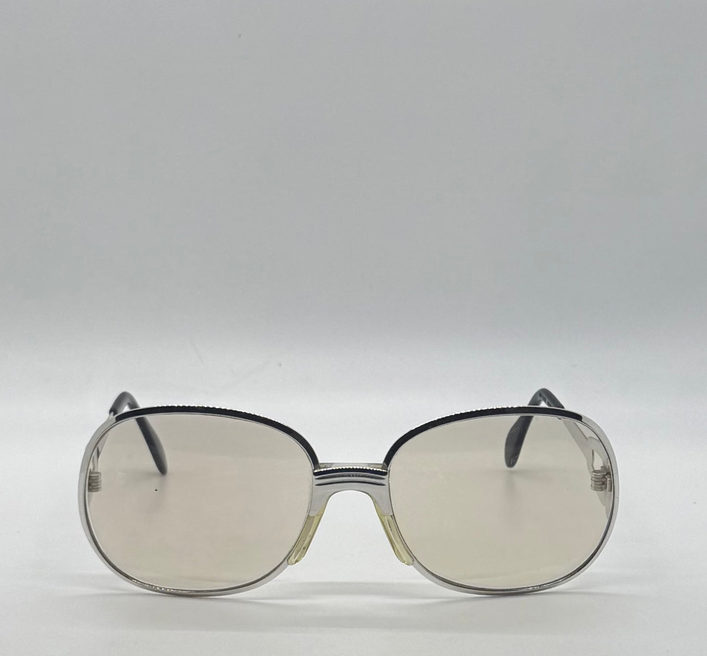 Zeiss UmbraMatic 36 Vintage Precision Shooter Sunglasses-Photochromic Glass Lenses-Unworn-Italy