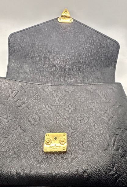 Louis Vuitton Pochette Metis Empreinte-Noir Black Leather Bag-Entrupy
