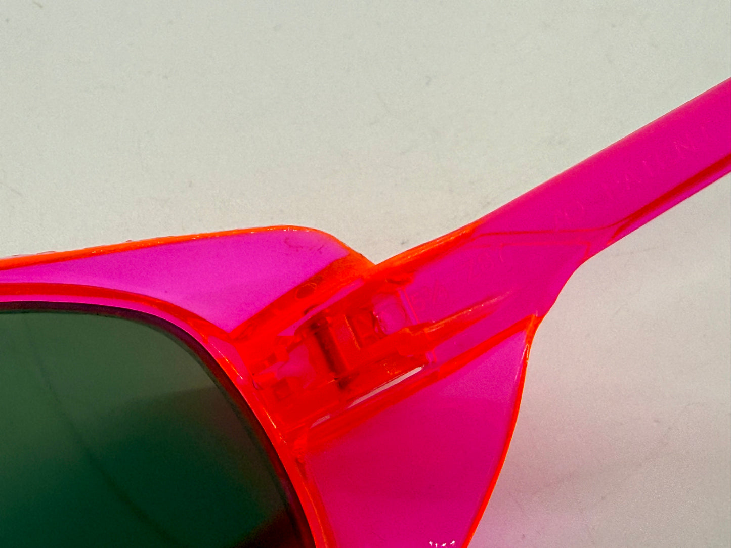 American Optical Aerosite AO-237 Neon Aviator Safety Sunge UNWORN - USA