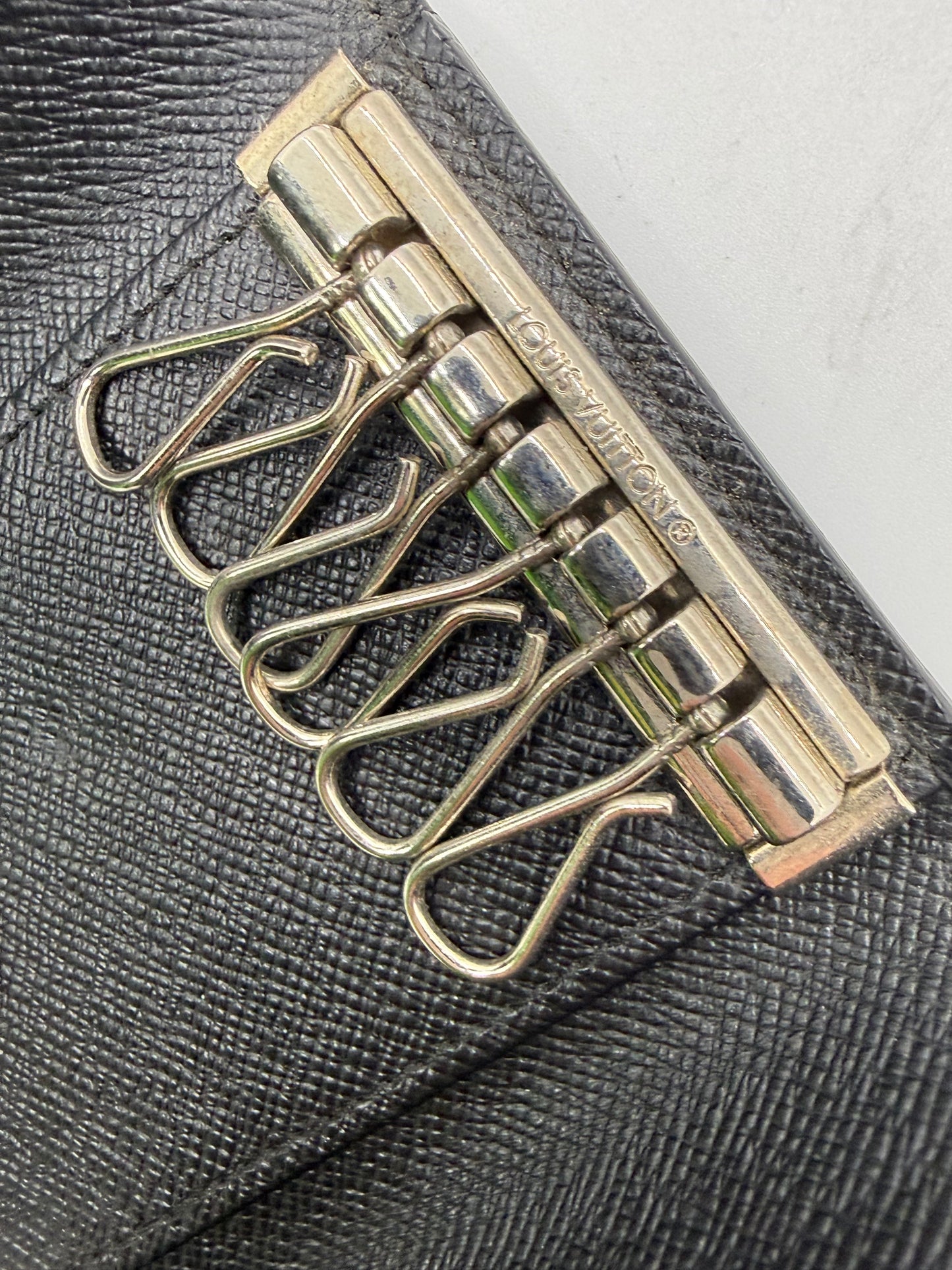 Louis Vuitton Damier Graphite 6 Ring Key Holder Wallet Made in France