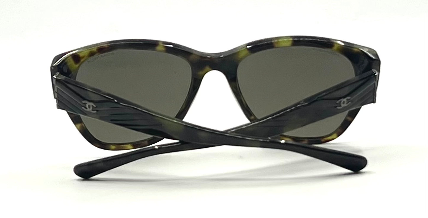 Chanel 5412 CC Logo Tortoise Sunglasses 54-19 Italy Gradient Lens Unworn