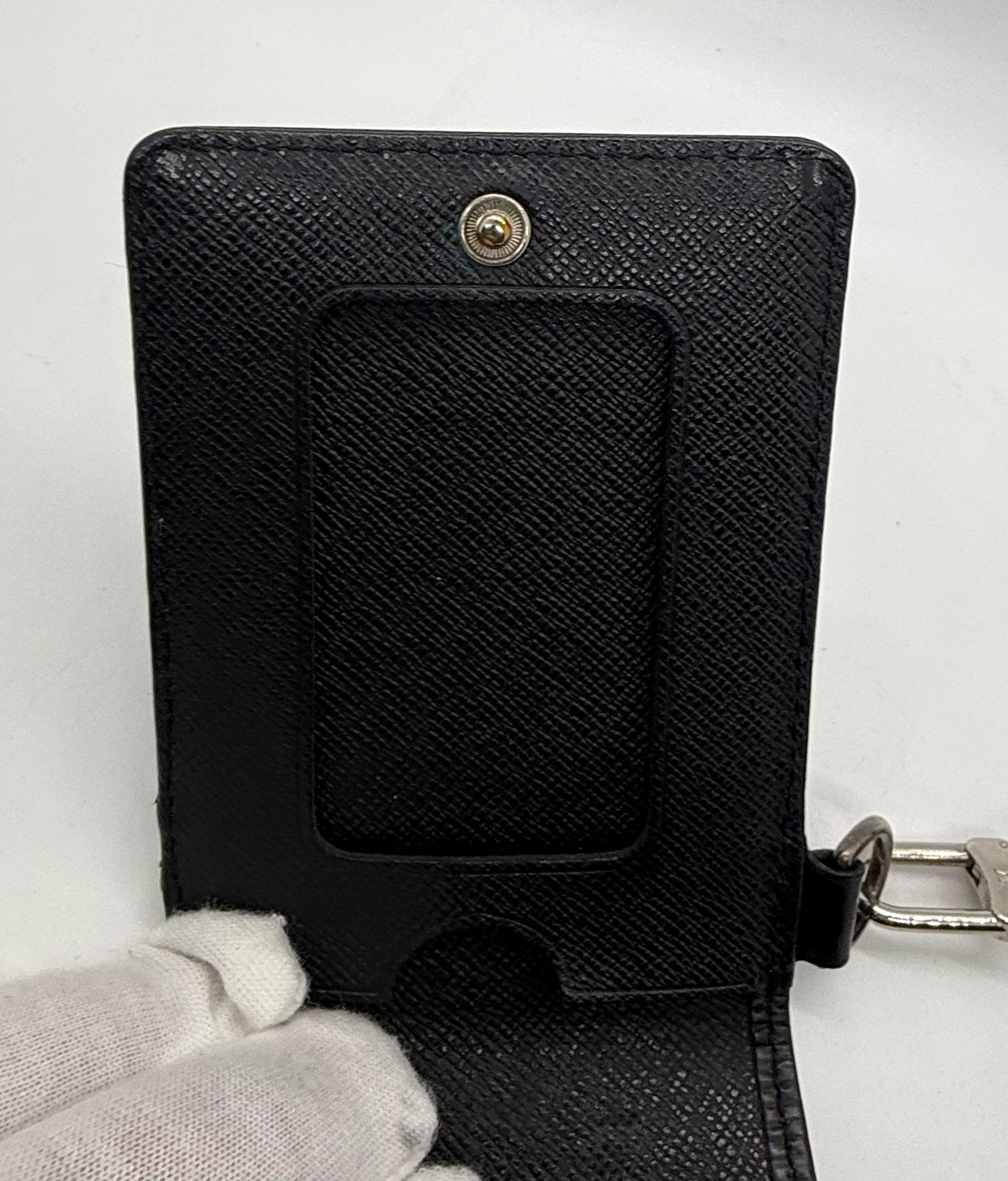 Louis Vuitton Epi Leather Card Holder with Lanyard – Black-Authentic