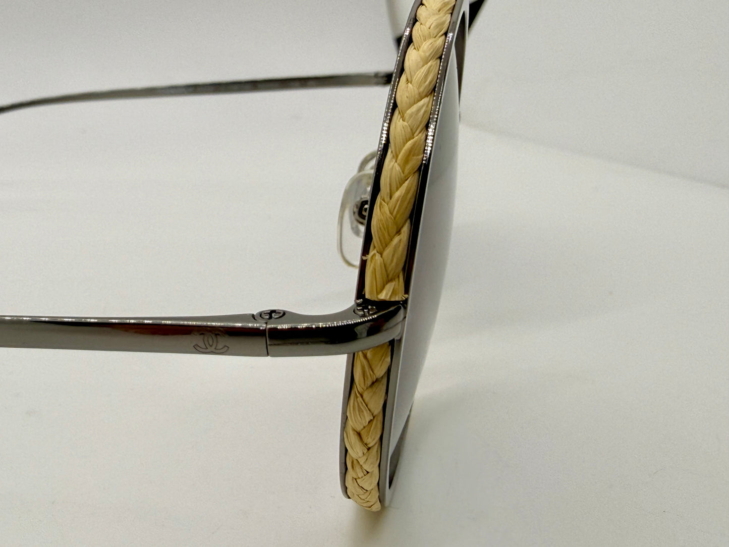 CHANEL 4250 Vintage Round Sunglasses Woven Raffia Made in Italy 52-22