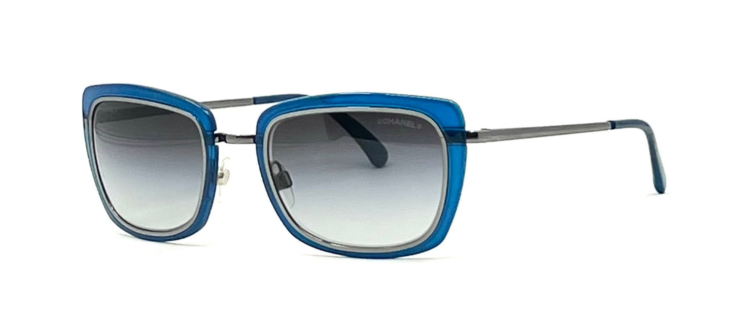 CHANEL 4203 Blue Sunglasses-Y2K VINTAGE Deadstock w/ Case & Cloth-Italy
