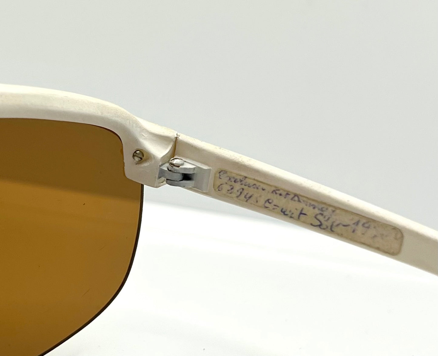 Vintage DONNAY 6394 E-Unit Sun AG Sunglasses – White/Red Deadstock 1980s Sport Wrap Shield – Original Lenses
