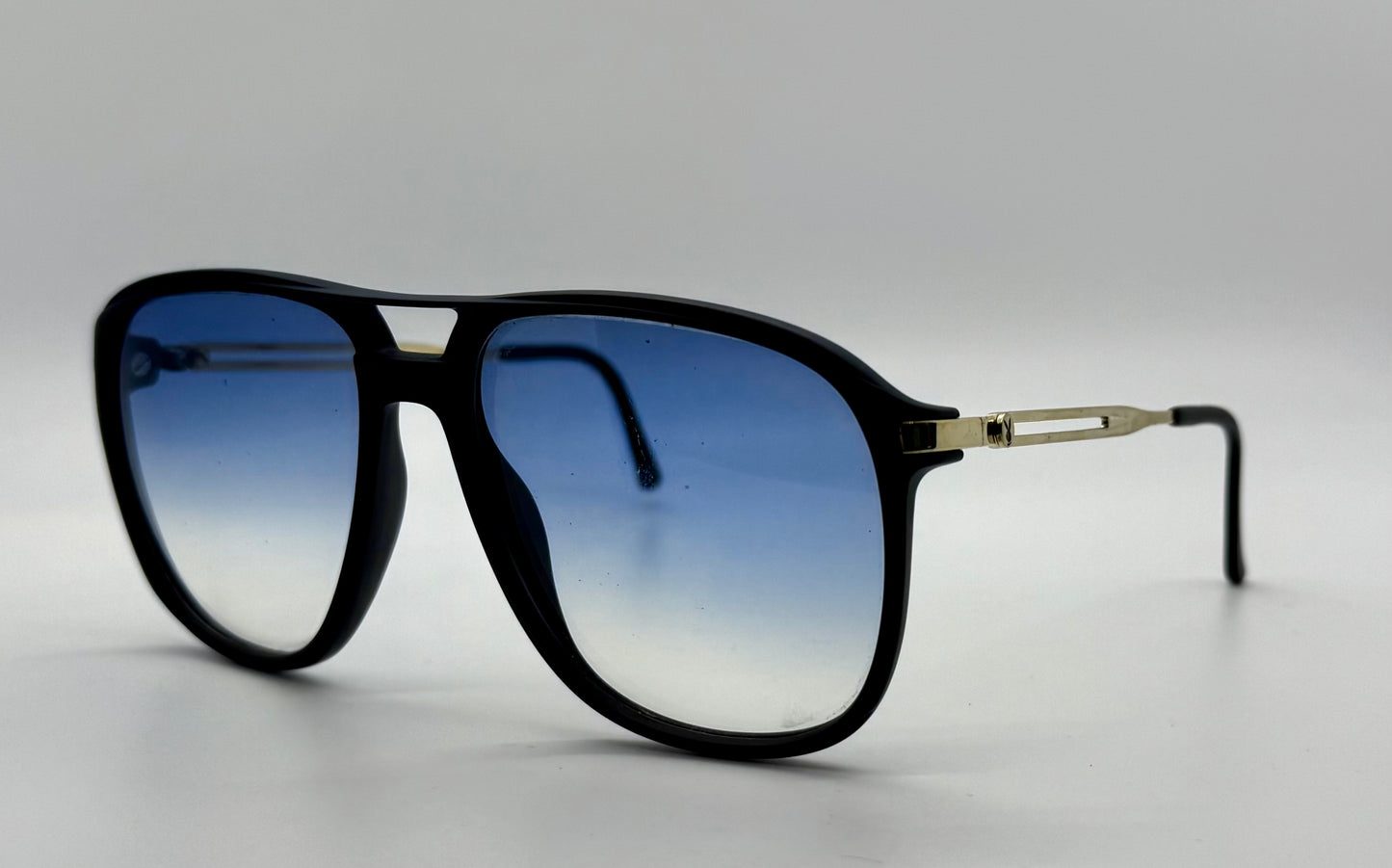 Vintage Playboy 4627 90 Sunglasses - Black & Gold - Blue Gradient Lenses-Austria