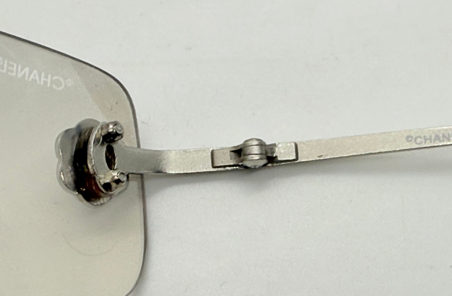 Chanel 4086 C.124/6Y Vintage Shield Sunglasses – Deadstock/Unworn-Camellia Silver